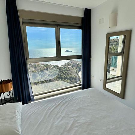 High Rise Apartment On The 39Th Floor With Private Terrace And Sea Views Benidorm Luaran gambar
