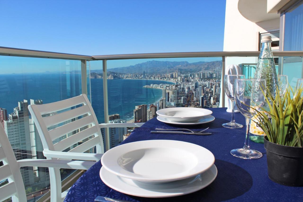 High Rise Apartment On The 39Th Floor With Private Terrace And Sea Views Benidorm Luaran gambar