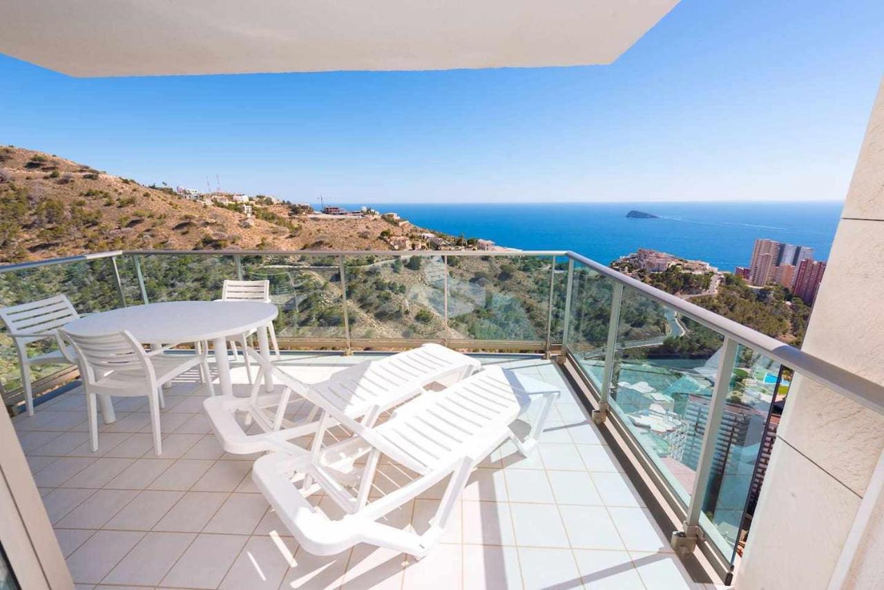 High Rise Apartment On The 39Th Floor With Private Terrace And Sea Views Benidorm Luaran gambar