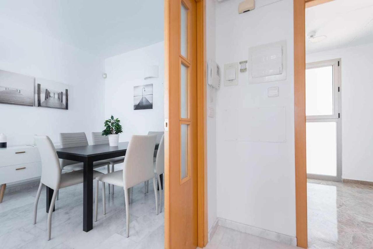High Rise Apartment On The 39Th Floor With Private Terrace And Sea Views Benidorm Luaran gambar