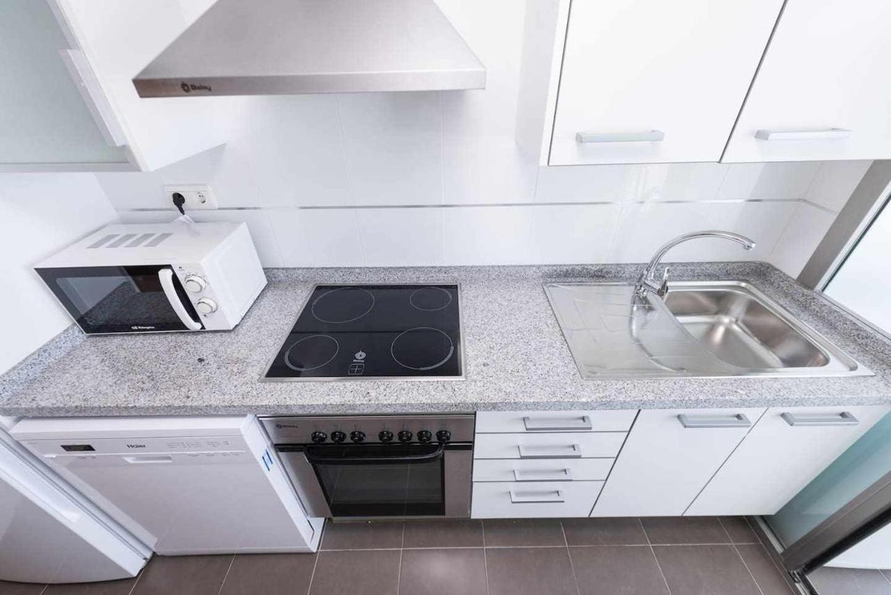 High Rise Apartment On The 39Th Floor With Private Terrace And Sea Views Benidorm Luaran gambar