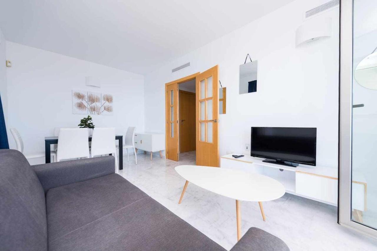 High Rise Apartment On The 39Th Floor With Private Terrace And Sea Views Benidorm Luaran gambar
