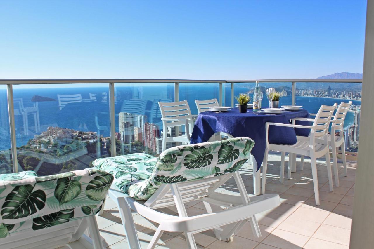 High Rise Apartment On The 39Th Floor With Private Terrace And Sea Views Benidorm Luaran gambar