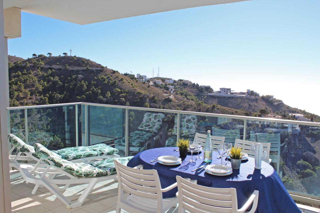 High Rise Apartment On The 39Th Floor With Private Terrace And Sea Views Benidorm Luaran gambar
